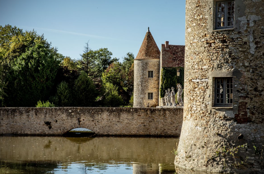 Château de Villiers-le-Mahieu, Villiers-le-Mahieu, France